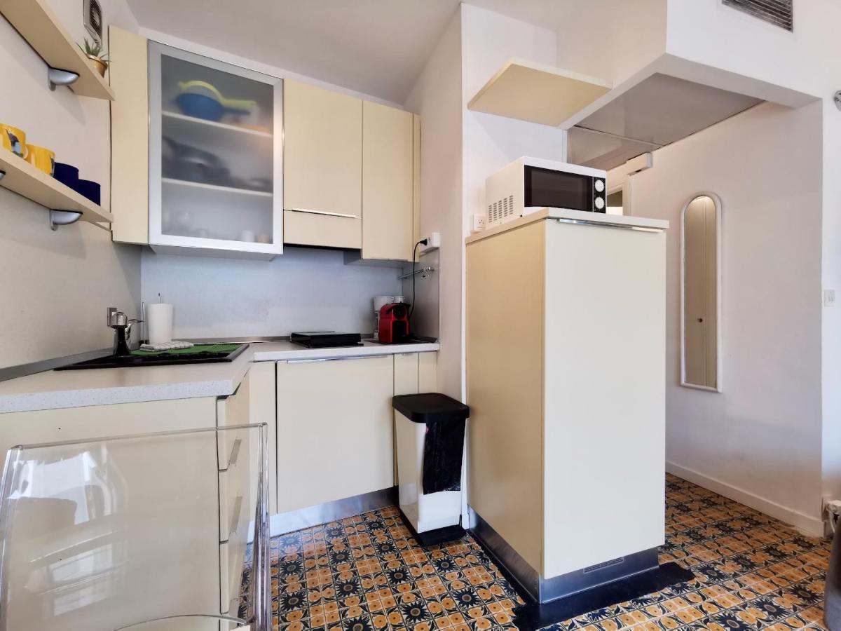 Studio Royal Lux By Booking Guys Apartment Nice Bagian luar foto
